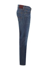 Slim-fit modré denimové džínsy s stredne vysokým pásom, piatimi vreckami a kontrastným prešitím, s hnedou koženou nášivkou na zadnej strane.