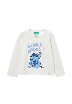 Weißes Langarmshirt mit einem blauen Cartoon-Charakter und dem Text "STITCH ANGEL" in Blau, sowie pinken und weißen Akzenten. Aus weichem Baumwollmaterial.