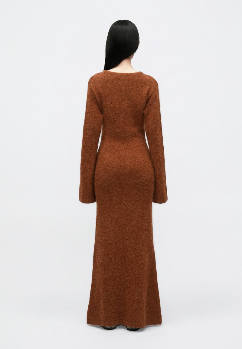 Holzweiler FLUFFY DRESS - Jumper dress - brown/light brown - Zalando.co.uk
