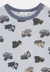 Name it NMMWILLOW  - Tops ar garām piedurknēm - micro chip