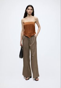 Good American HANDKERCHIEF TOP - Μπλούζα - copper