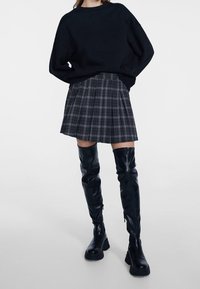 Stradivarius Felpa - black