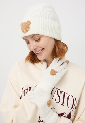 Terranova BERRETTO CON PATCH - Berretto - bianco lana