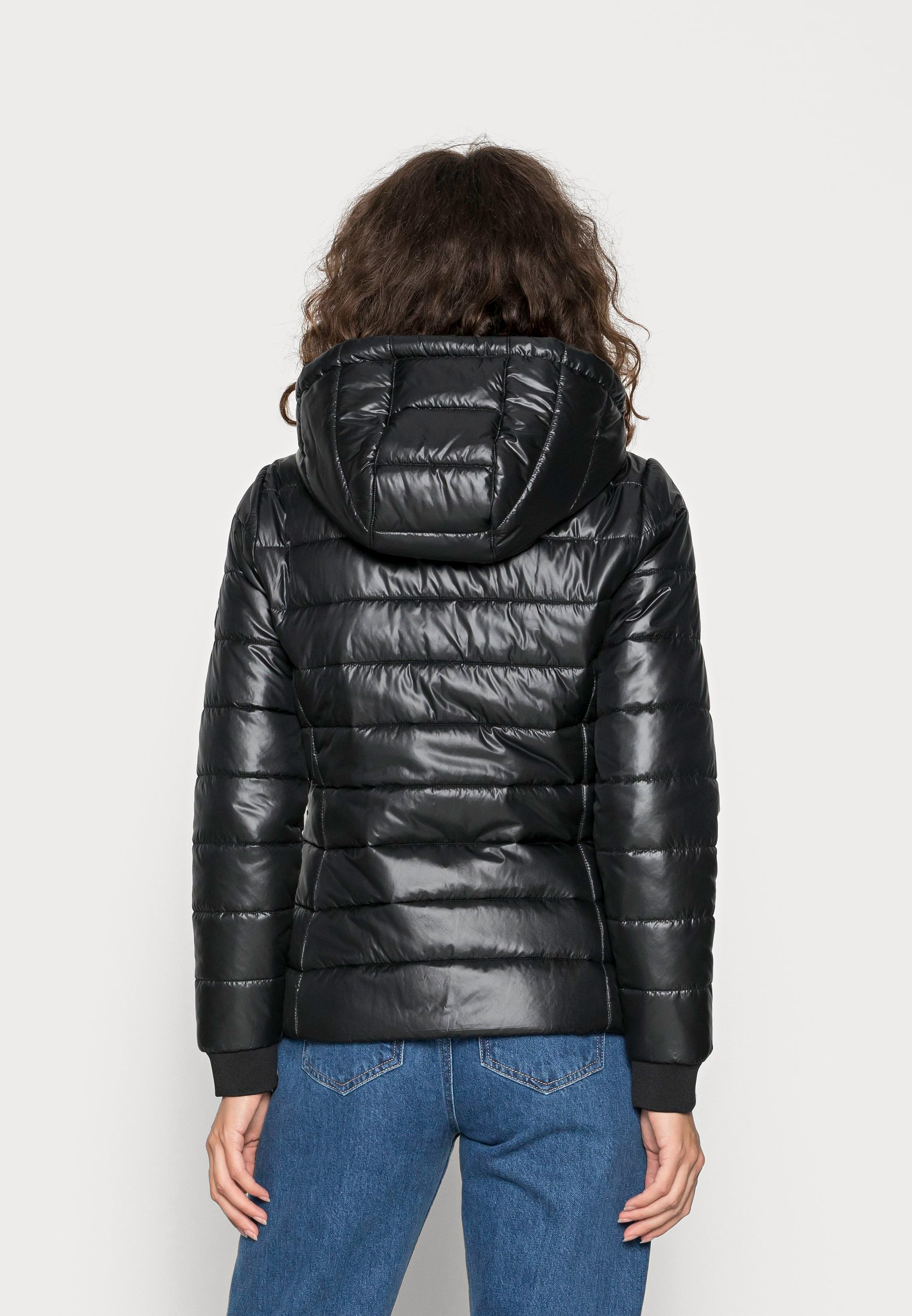 Calvin Klein ESSENTIAL REPREVE JACKET 