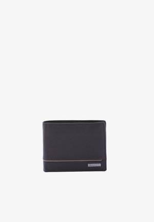 Portefeuille bifold en cuir noir avec un accent horizontal fin et une petite plaque métallique avec logo en bas à droite sur le devant.
