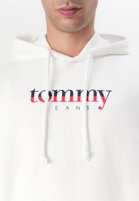 Tommy Jeans Sportinis megztinis - ecru
