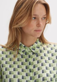 OPUS FALKINE FRESH - Button-down blouse - avocado