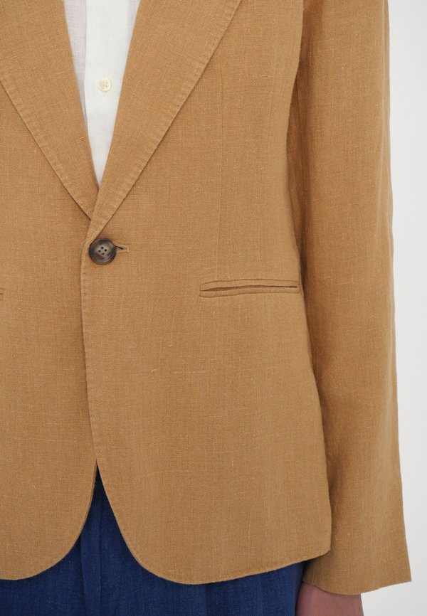 EUGENA - Blazer - sand dune2