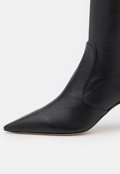 Stuart Weitzman TO THE KNEE BOOT - Stiefel - black