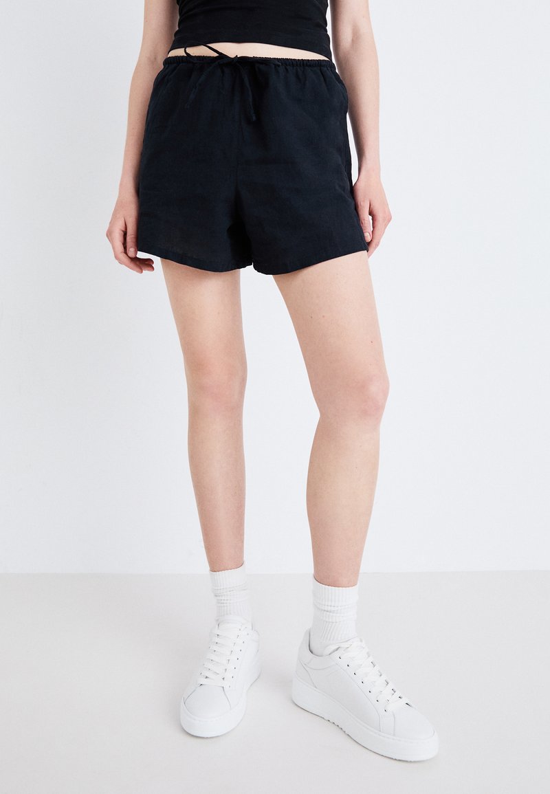 Gina Tricot RELAXED BLEND - Šortai - black