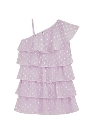 Alyvinė sluoksniuota suknelė sidabrinėmis taškelėmis, su viena atvira peties raukšle ir viena plona petneša, be rankovių.