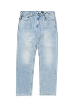 Jean bleu clair coupe droite avec poches avant et poche monnaie, fermeture par bouton, et détails légèrement délavés sur les cuisses.