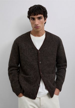 Chaqueta de punto - brown