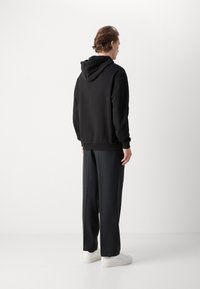 Les Deux CHARLES HOODIE - Jersey con capucha - black/white