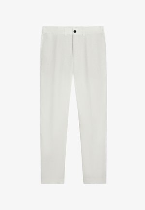 Witte broek met rechte pijpen, voorzien van een knoop- en ritssluiting aan de voorkant, lussen voor een riem en zijzakken.