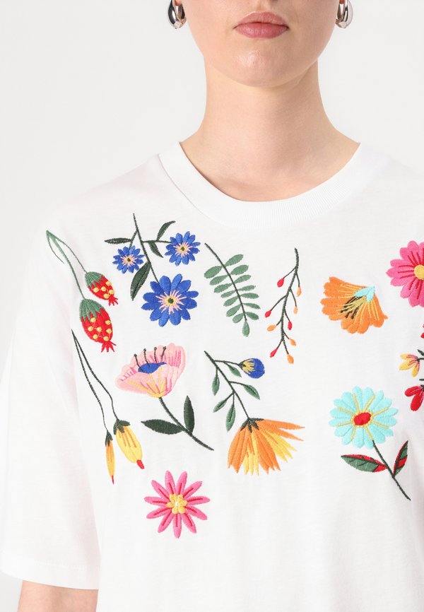 OBJCELESTE - Print T-shirt2