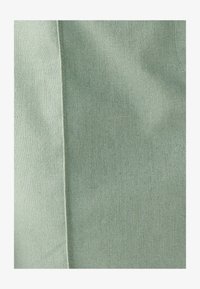 Sélectionné, sage green