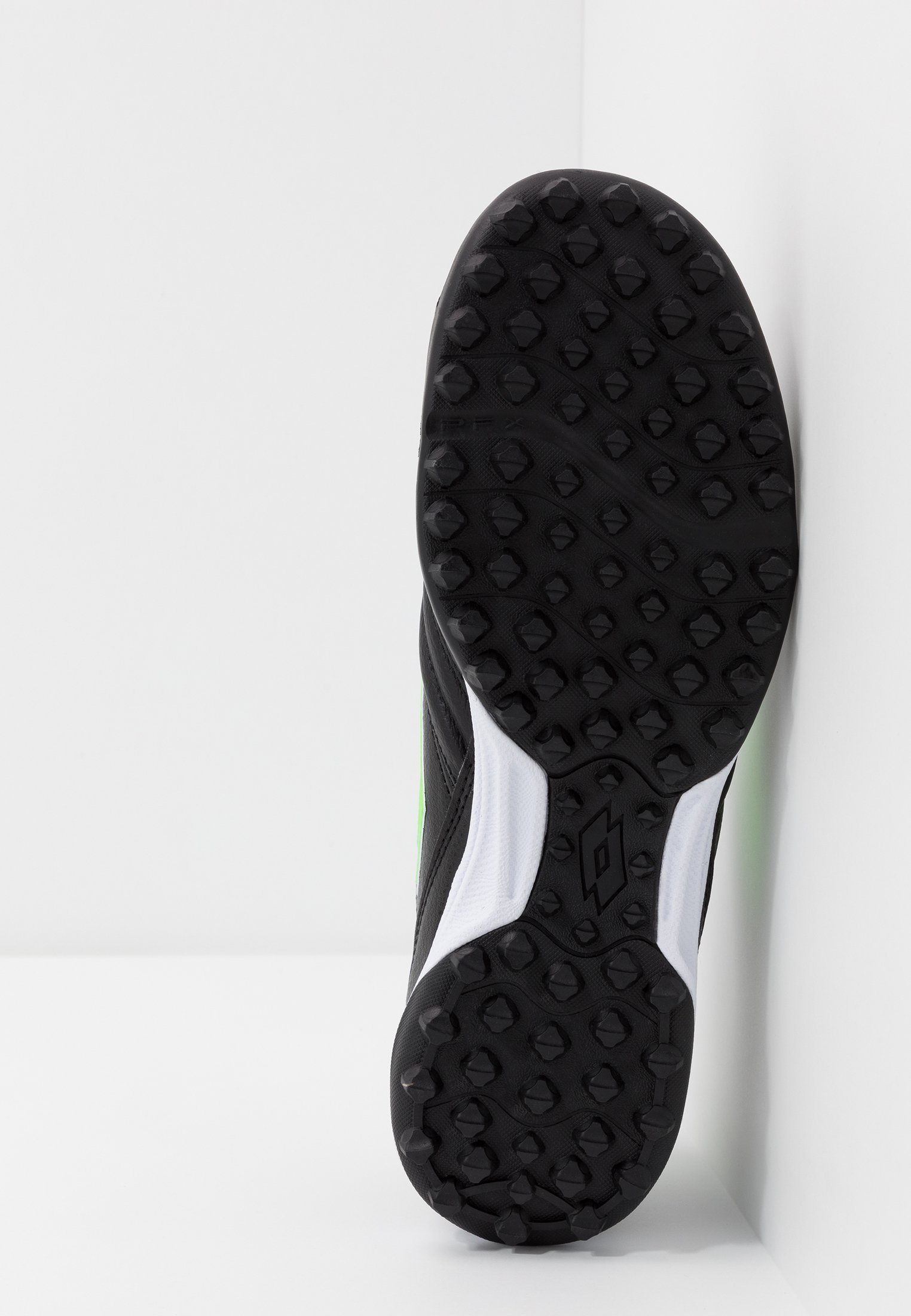 negozio scarpe da calcetto