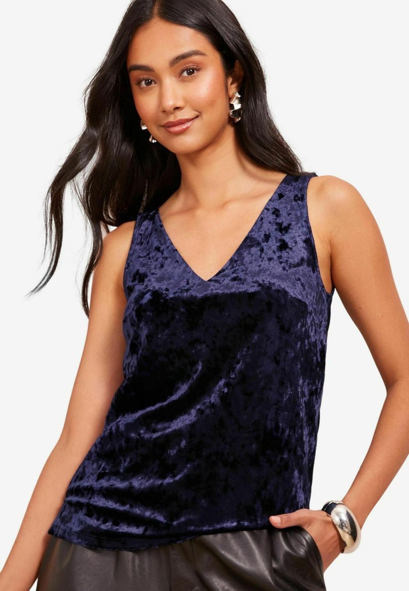 Friends Like These V NECK - REGULAR FIT - Top - velvet