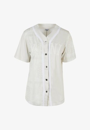 Lichtbeige shirt met korte mouwen, met een knoopsluiting aan de voorkant, witte accenten en gestructureerde patronen; voorzien van "KANI" in verhoogde witte letters.