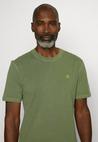 Scotch & Soda LOGO - T-Shirt basic - field green