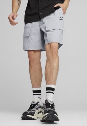 Puma CLASSICS - Shorts - gray fog