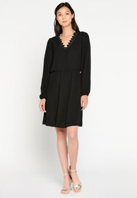 LolaLiza Kasdienė suknelė - black