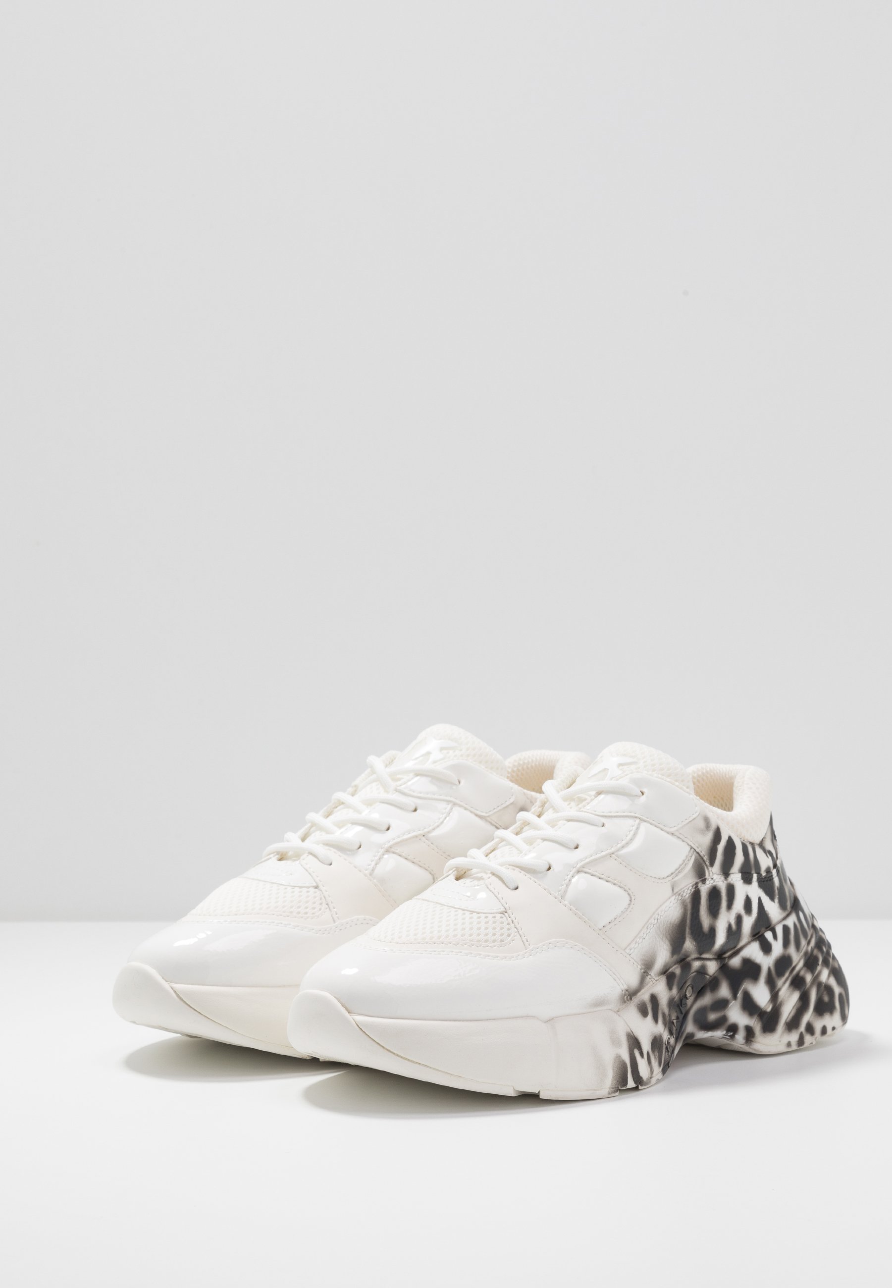 Pinko RUBINO ANIMALIER Joggesko bianconero Zalando.no Pinko RUBINO Joggesko bianco Zalando.no