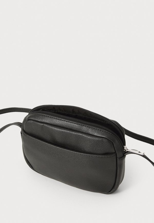 PCTINNA CROSS BODY  - Cross body bag4