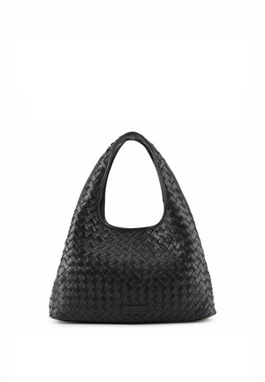 Borsa a tracolla in pelle nera con texture intrecciata, forma triangolare arrotondata e apertura manico integrata nella parte superiore.