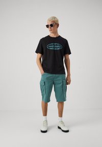 Timberland BROOKLINE CARGO - Šortky - sea pine