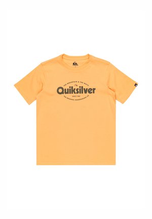 Oranges Baumwoll-T-Shirt mit kurzen Ärmeln, Rundhalsausschnitt und einem schwarzen Quiksilver-Logo, das quer über die Brust gedruckt ist. Einfaches Design, keine zusätzlichen Muster.