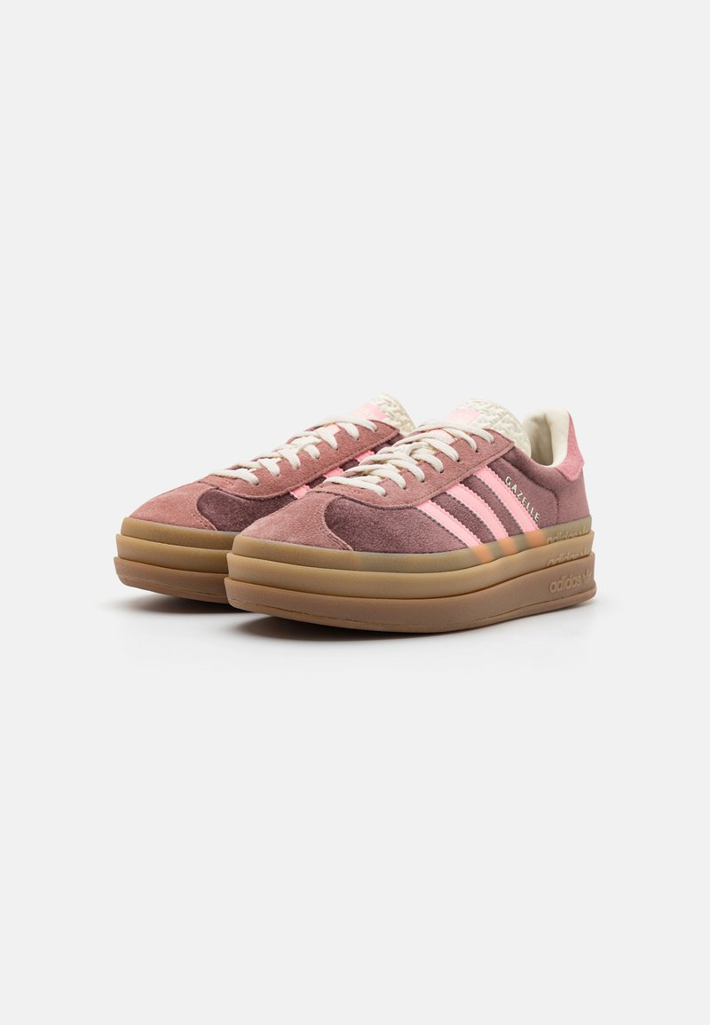 adidas gazelle silver green womens Gazelle Indoor Shoes Sand Strata/Preloved Brown/Gum – Karen Walker