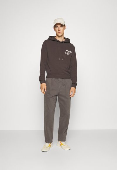 Études Sweatshirt - dark brown