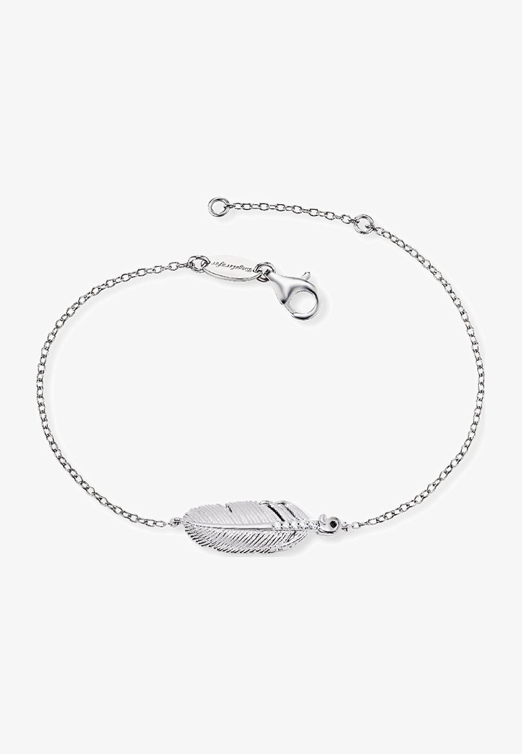 Bracciale in argento con un delicato charm a forma di piuma, dettagli intricati e chiusura a gancio. Design a catena con una finitura lucida.