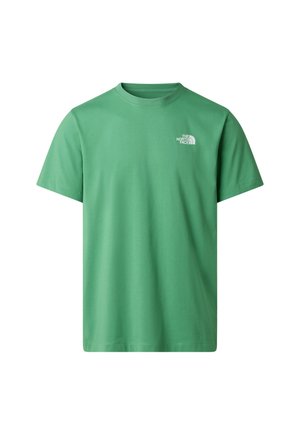 Groen katoenen T-shirt met ronde hals, korte mouwen en een wit logo op de linkerborst. Soepele textuur, casual pasvorm.