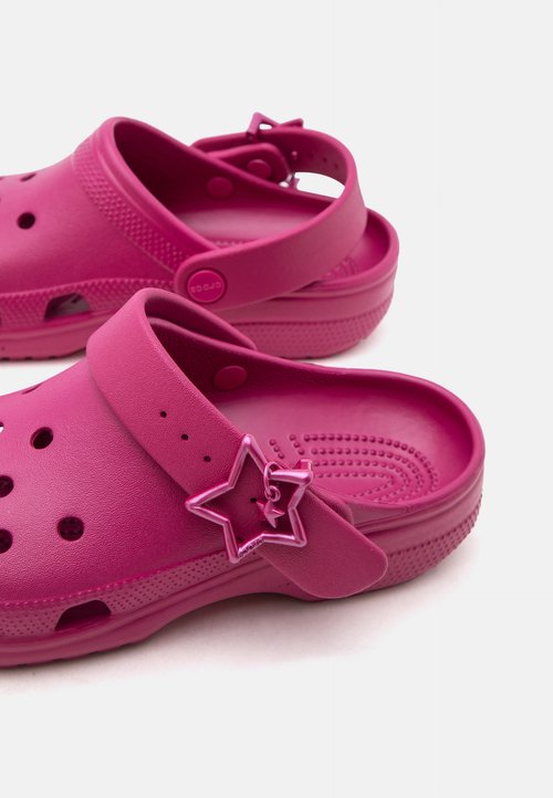 Crocs CLASSIC STAR BUCKLE - Pantuflas - royal pink — foto 6