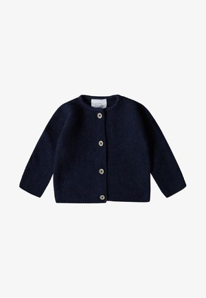 Navyfarbener Strickcardigan mit langen Ärmeln, rundem Ausschnitt und sechs Holzknöpfen auf der Vorderseite, mit einer strukturierten, weichen Oberfläche.