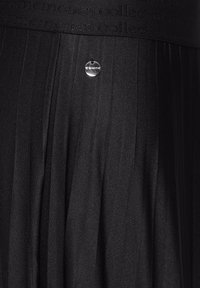 Street One Veckad kjol - black