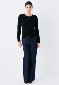 Caroll FRENCH FASHION ELEGANT MODERN - Kofta - noir