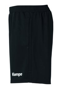 Zwarte sportieve shorts van lichtgewicht stof, met een elastische tailleband, zijzakken en een wit "Kempa" logo op de zoom.