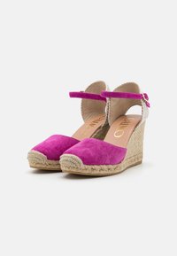 Gaimo Sandale s platformom - fuxia