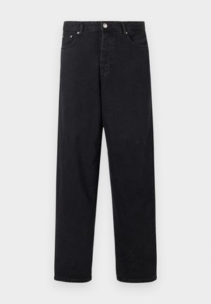 Jeans neri a vita alta, dritti, con chiusura a bottone, passanti per cintura e tasche anteriori e posteriori su sfondo bianco.