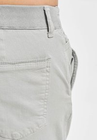 2Y Premium BASIC - Cargobukse - lightgrey