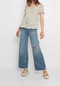 Monki Camicetta - light blue