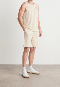 Les Deux Linne - off-white