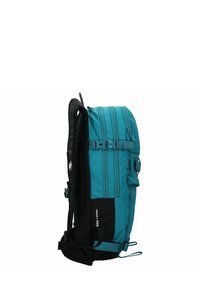 Zaino in nylon teal con design piatto, molteplici scomparti esterni con zip, schienale in rete nera imbottita e spallacci regolabili.