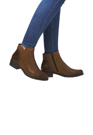 Remonte Boots à talons - nougatbraun