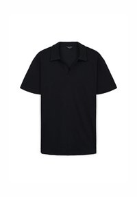 Polo shirt nero a maniche corte con colletto dritto, realizzato in un tessuto morbido, caratterizzato da un design semplice e privo di motivi o decorazioni visibili.