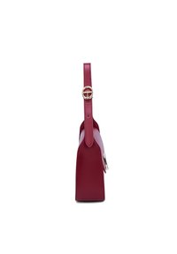 Borsa a mano in pelle bordeaux con un design strutturato, dotata di una sola tracolla e dettaglio hardware circolare in oro. Minimalista e elegante.